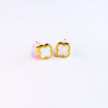 Aretes Trebol Blanco