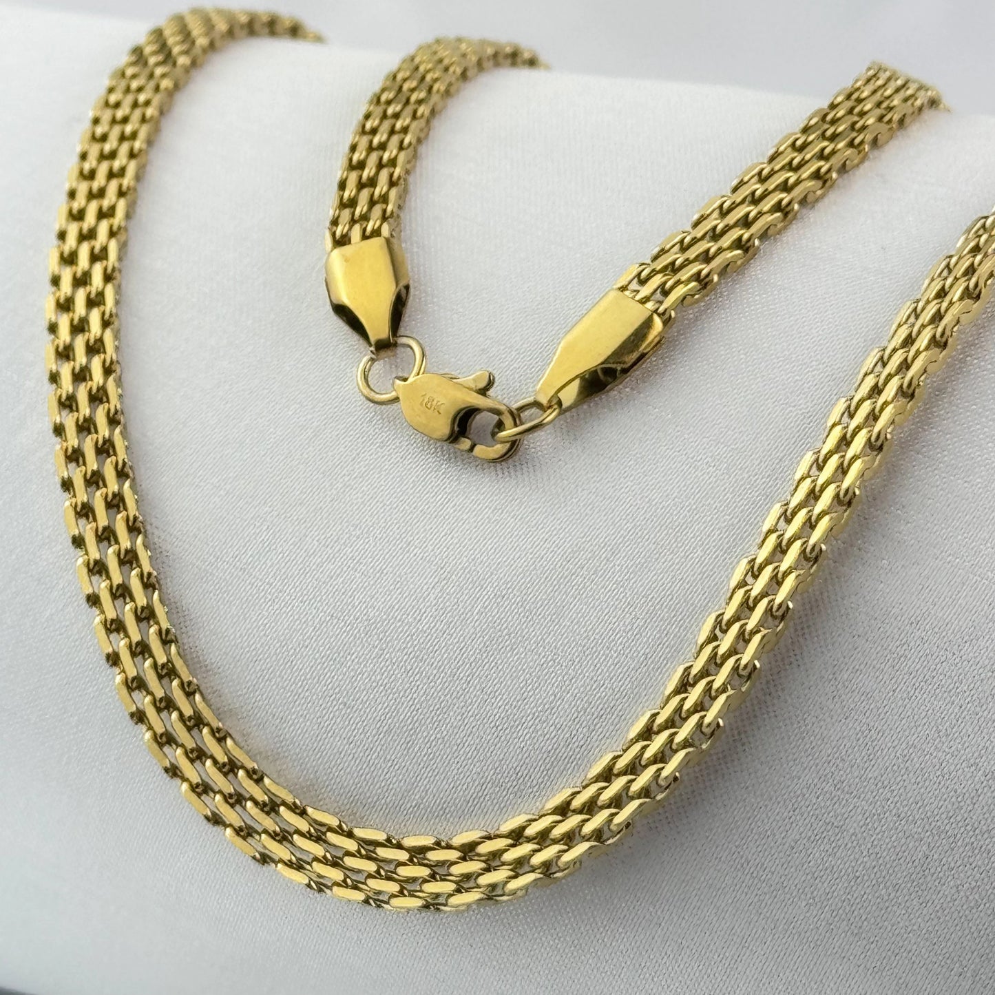 Cadena Chinesca Mujer