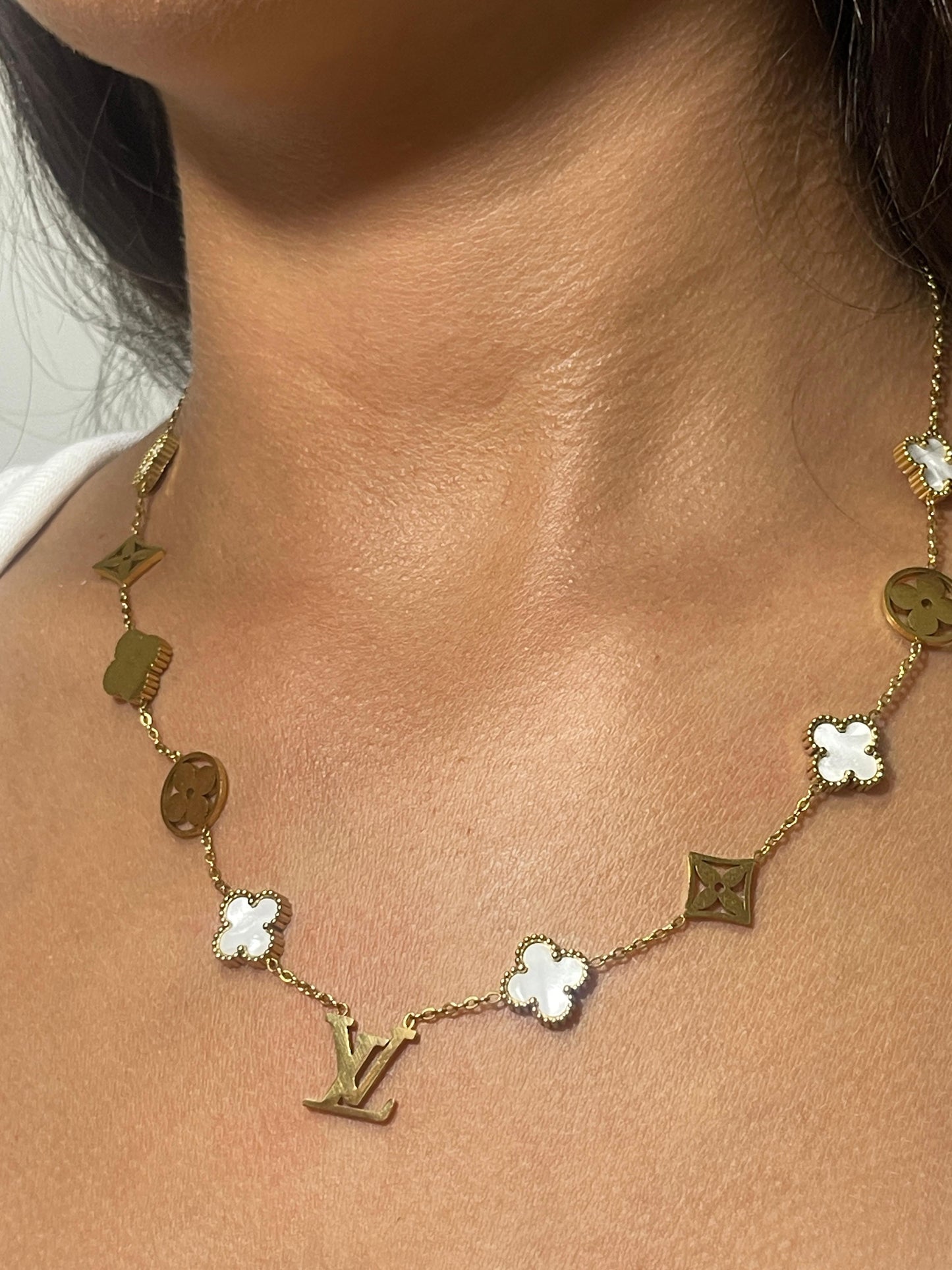 Cadena Treboles LV DAMA