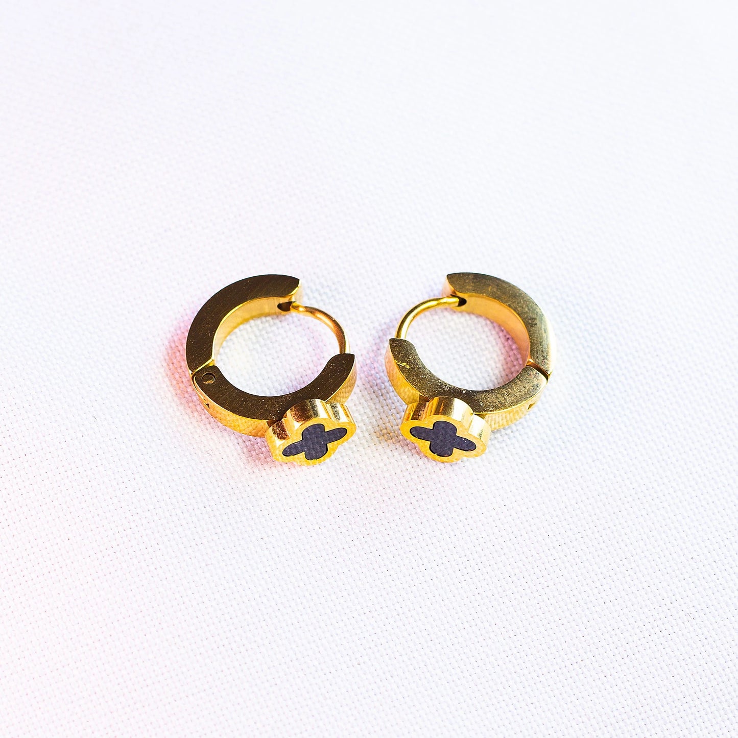 Aretes Trebol Negro